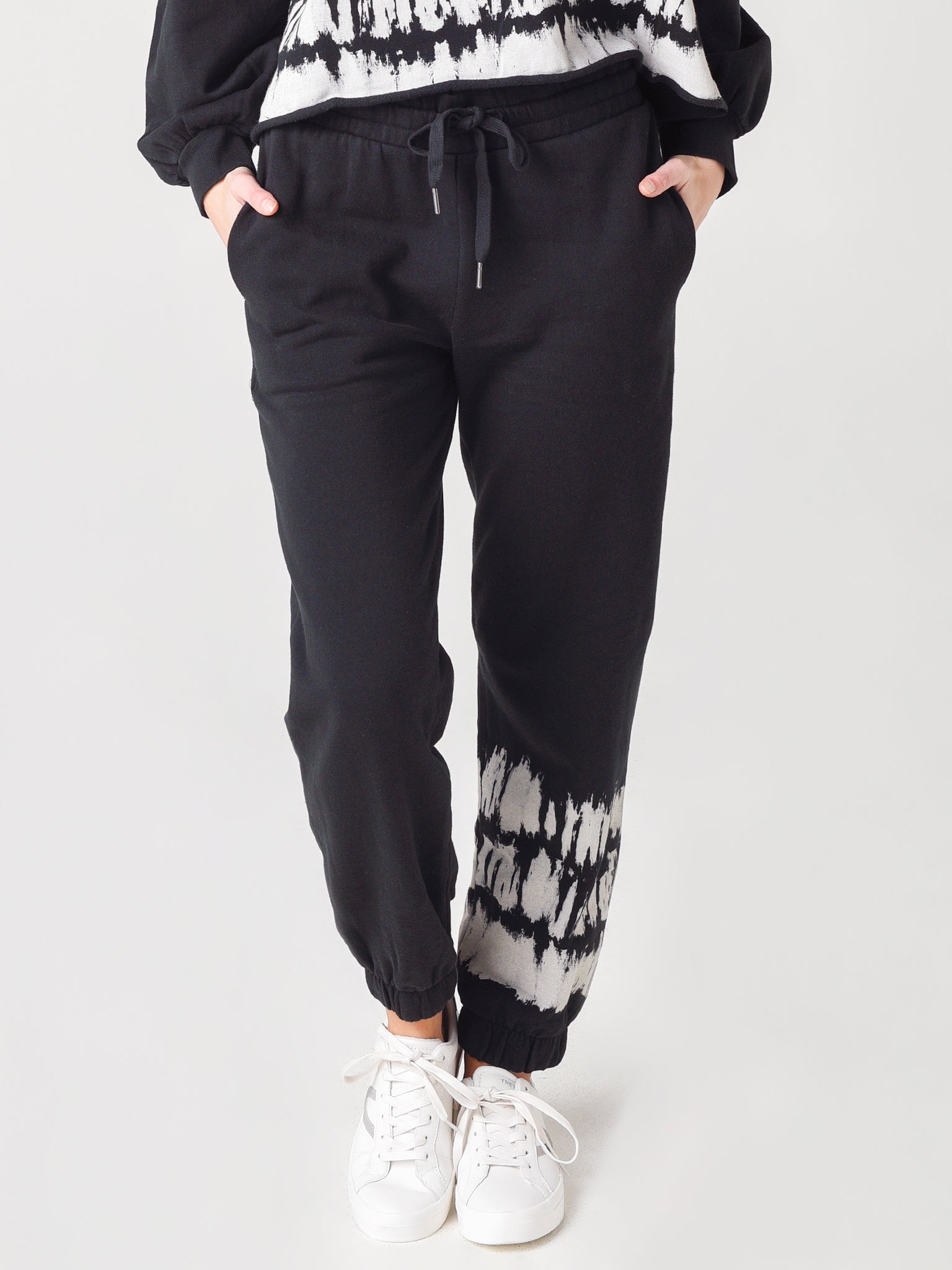 Z Supply Women's Selene Stripe Tie-Dye Fleece Jogger - Saint Bernard