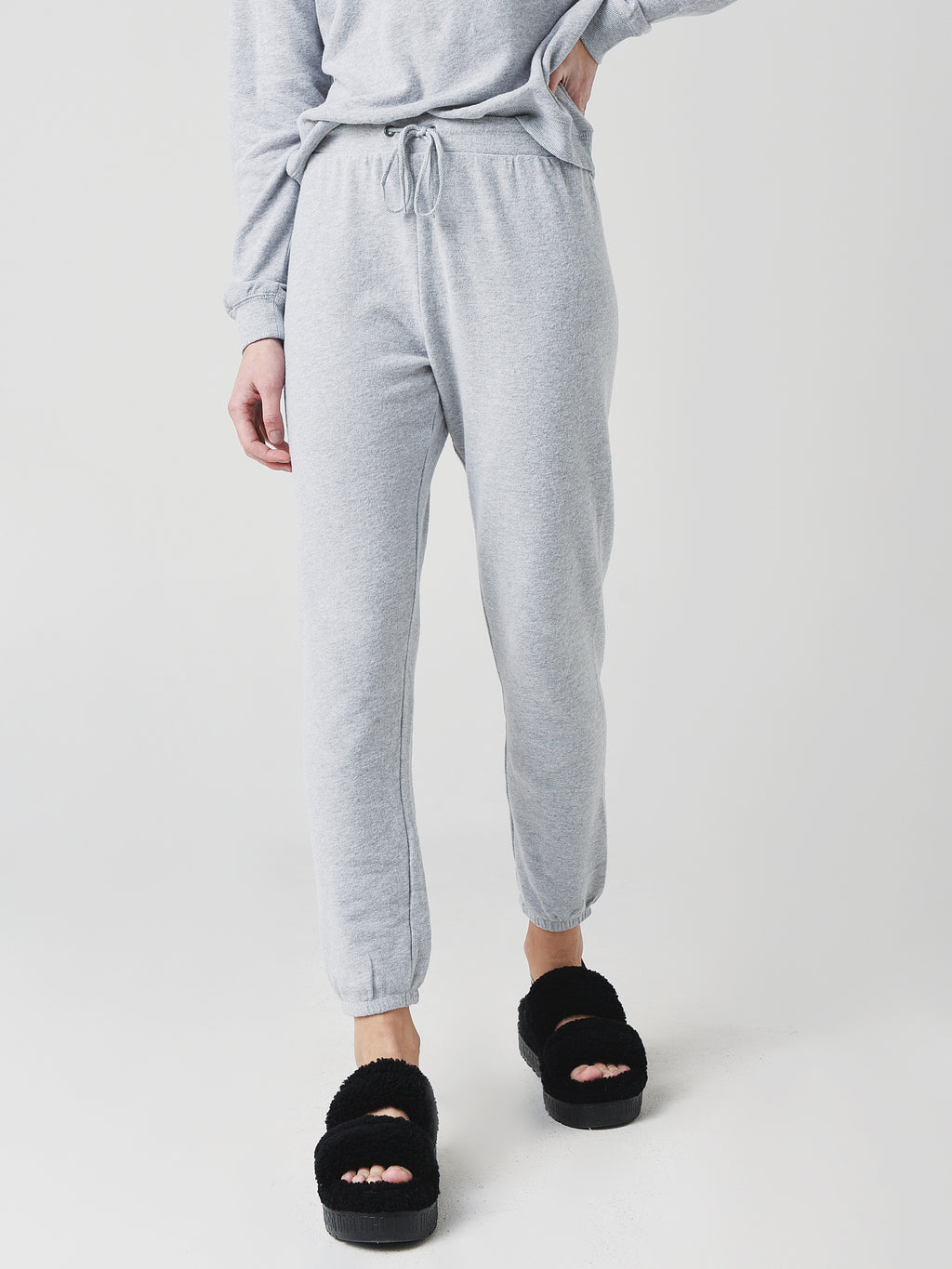 Z Supply Women's Zada Soft Plush Jogger - Saint Bernard