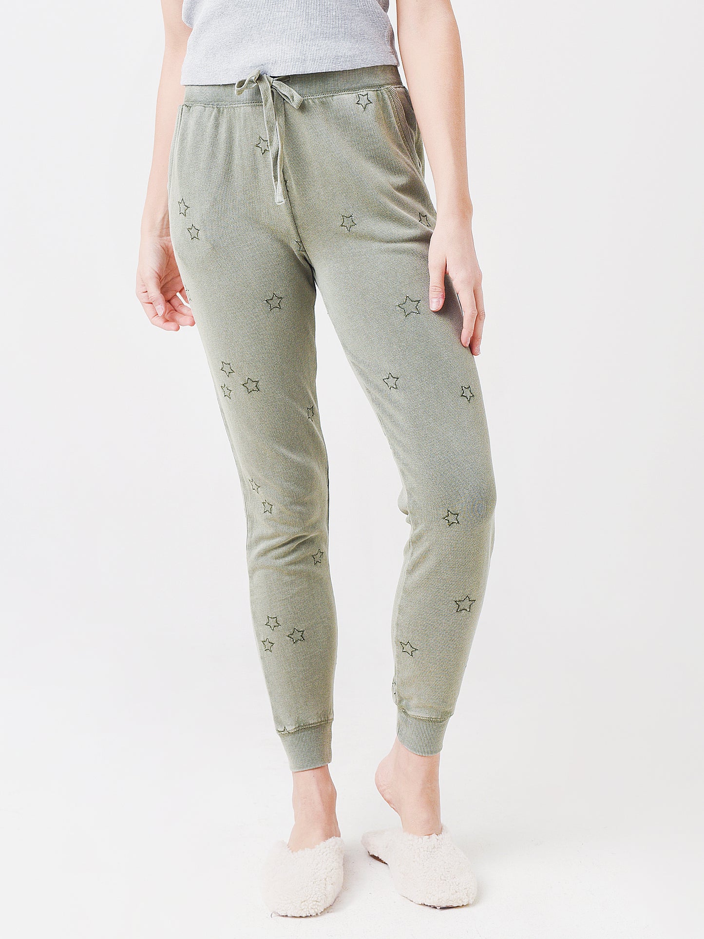 Z Supply Women's Goldie Embroidered Star Jogger