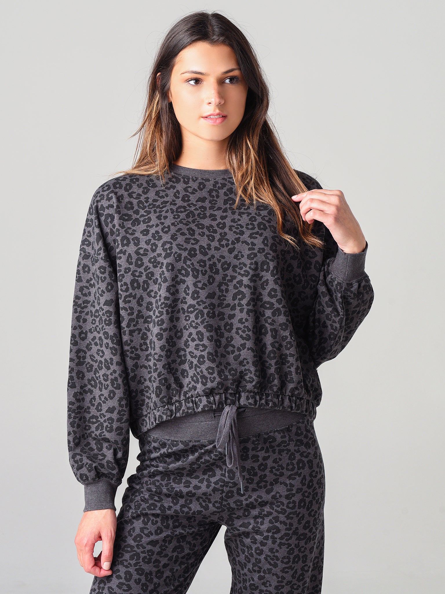 Z Supply Women's Mason Leopard Pullover Sweatshirt - Saint Bernard
