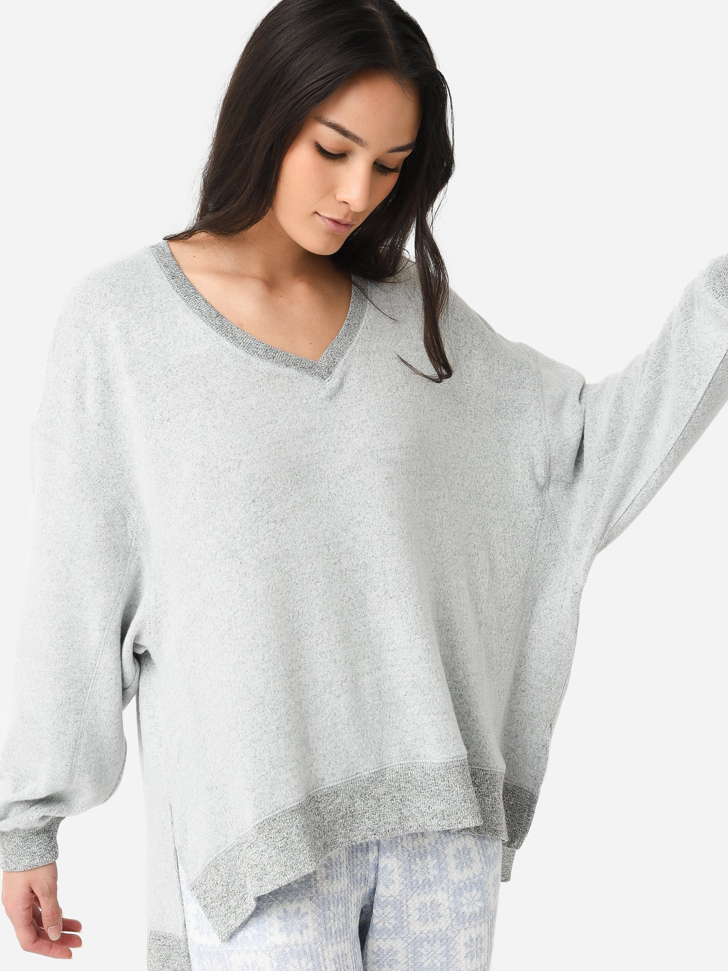 Z Supply Women's Cozy V-Neck Modern Weekender Sweater