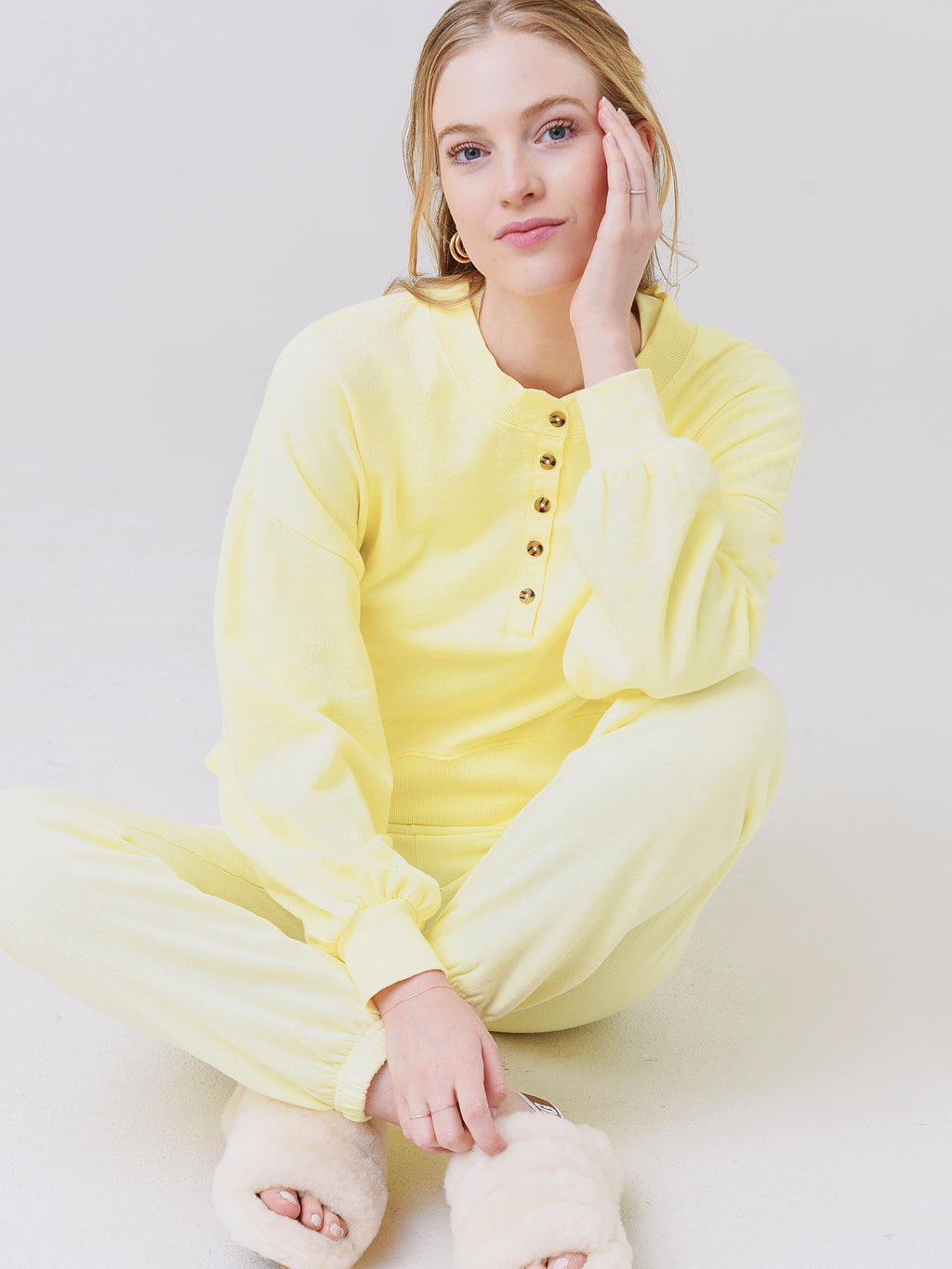 Z Supply Women's Hana Henley Sweatshirt - Saint Bernard