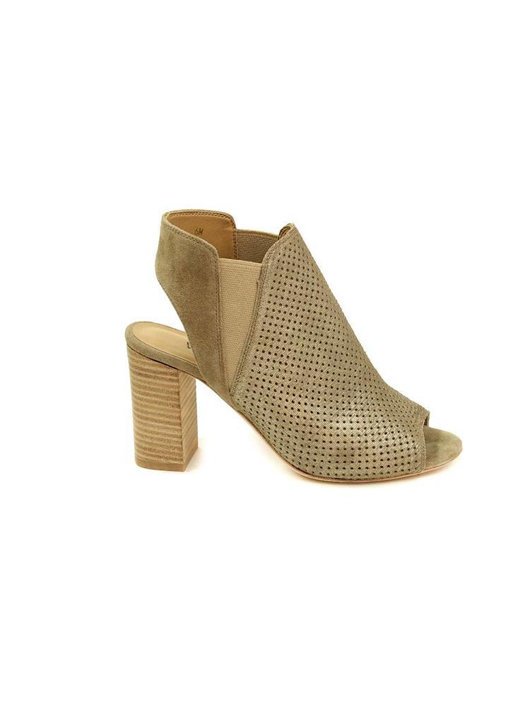 Vaneli Barth Sandle - Saint Bernard