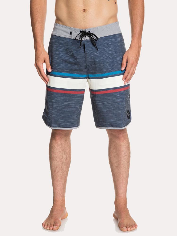 Quiksilver Men's Seasons 20" Beachshorts - Saint Bernard