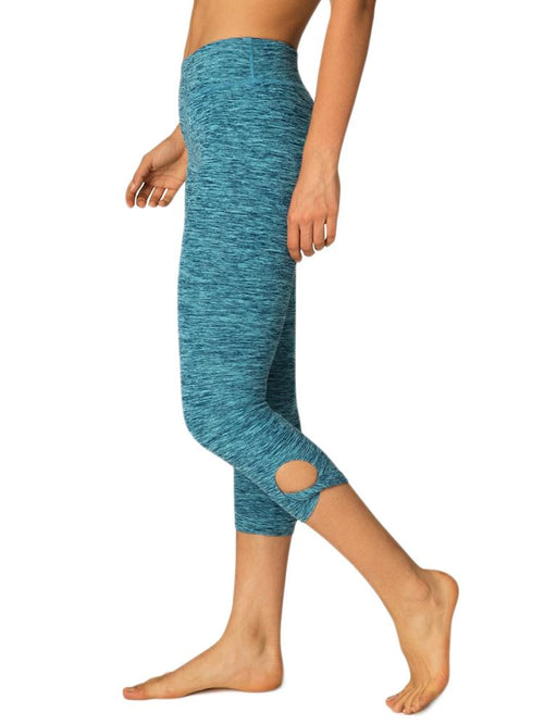 Beyond Yoga Twist and Shout Capri Legging