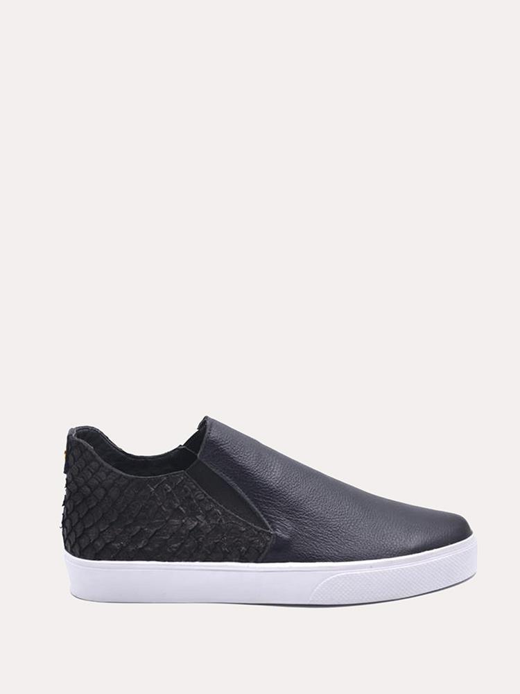 Kaanas Bari Leather Sneaker - Saint Bernard