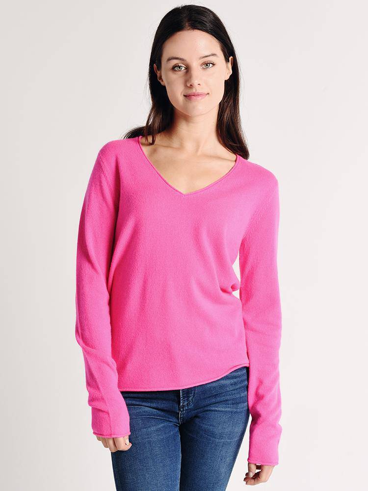 Majestic Cashmere Long Sleeve V-Neck - Saint Bernard