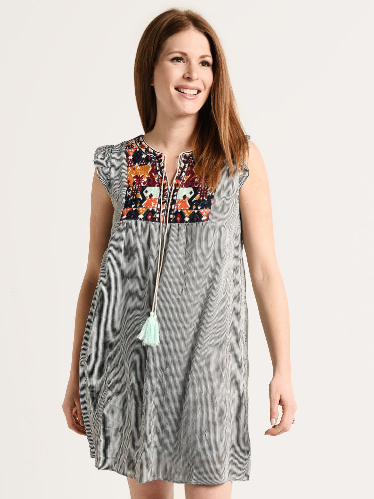 THML Stripe Embroidered Shift Dress - L / BLACK THML Stripe Embroidered Shift Dress - L / BLACK