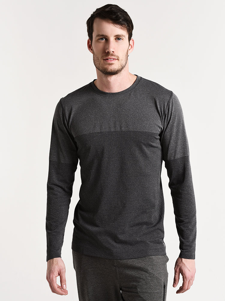 Vuori Seamless Long Sleeve Performance Tee - Saint Bernard